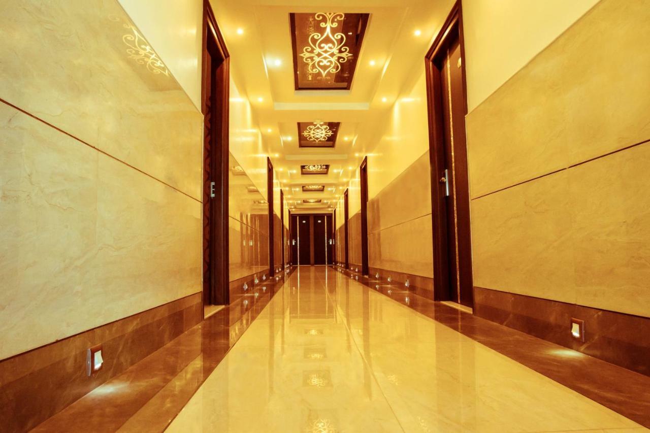 Hotel Fun City Navsari Luaran gambar